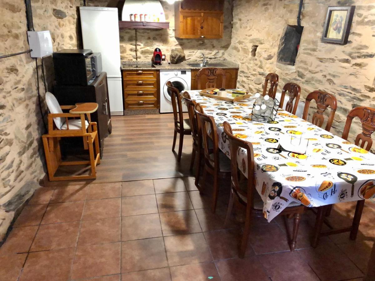 Casa Rural Bierzo Encantado Valle de Finolledo ภายนอก รูปภาพ