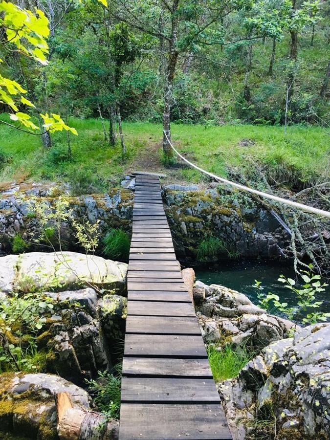 Casa Rural Bierzo Encantado Valle de Finolledo ภายนอก รูปภาพ